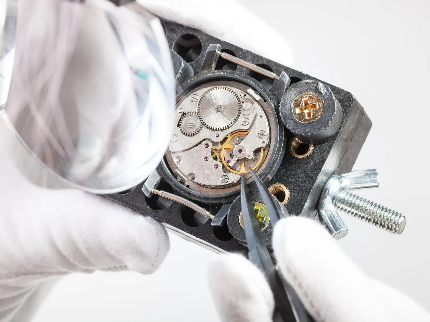 Serwis smartwatchy - najczęstsze usterki i ich naprawa